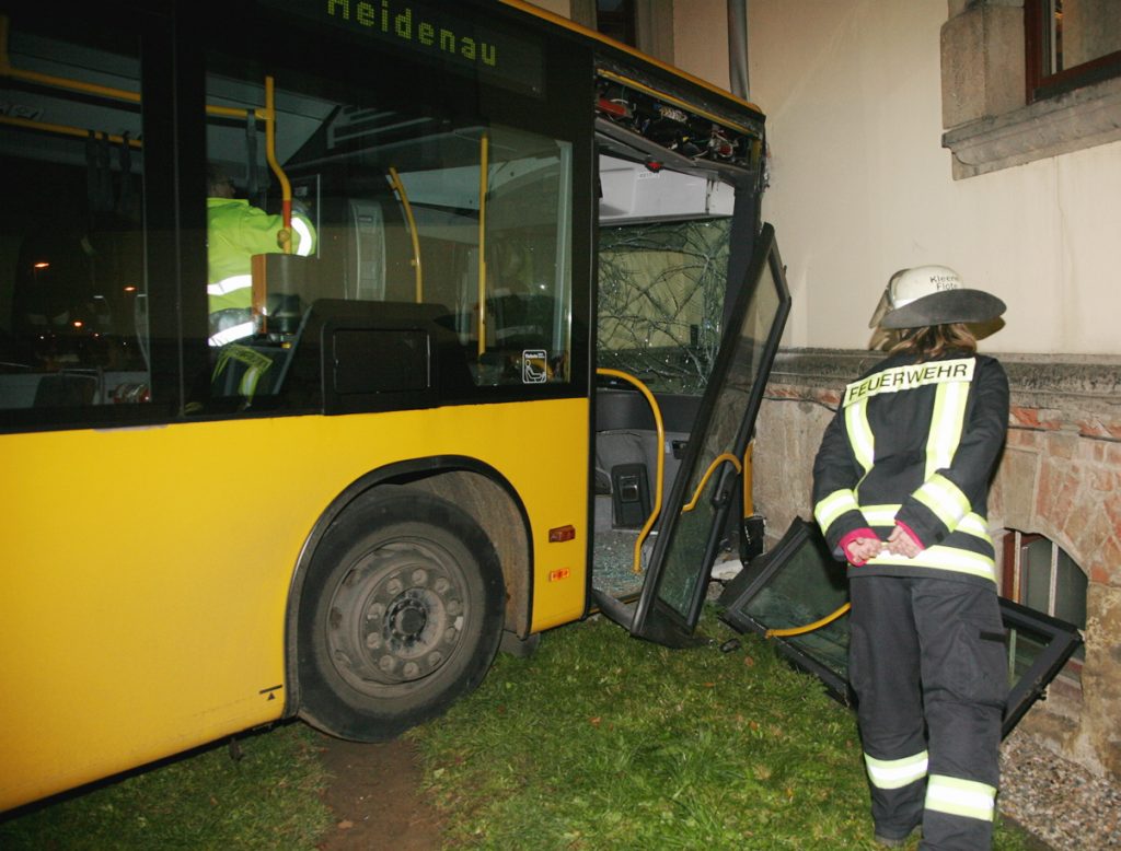 LINIENBUS89-F06